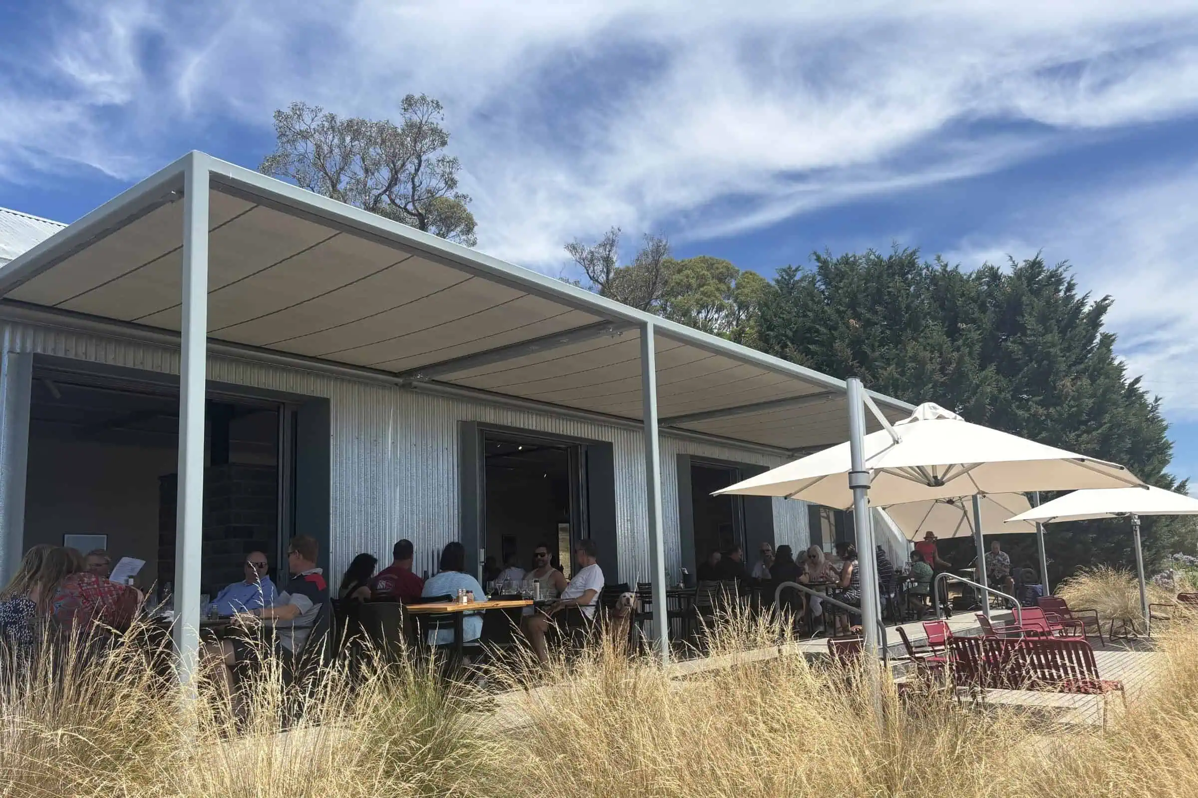 Kyneton Ridge Estate - Ridge Cafe outdoor deck